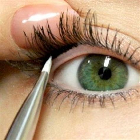 15 Eyeliner Hacks Every Woman Should Know Artofit