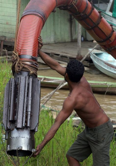 Garimpeiros da Amazônia esquecem degradação ambiental e dizem que ...