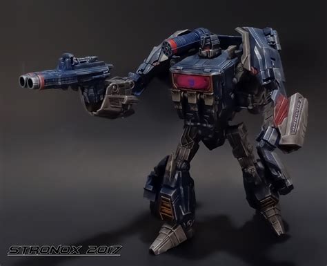 Stronox Custom Figures: Transformers: Soundwave