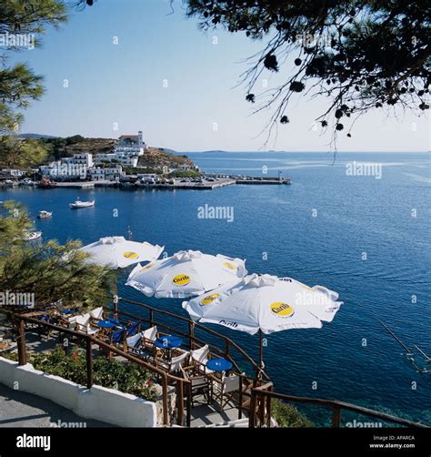 Seaside Taverna Tables Hi Res Stock Photography And Images Alamy