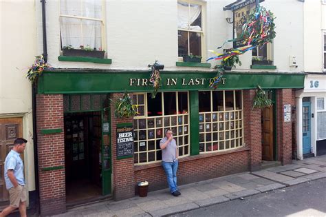 First In Last Out (FILO) - Hastings UK Photo Archive