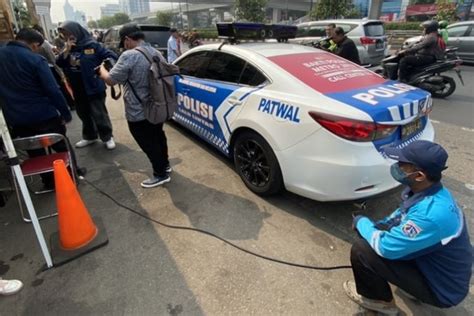 Foto Polisi Gelar Razia Di Jalan MT Haryono Bakal Tilang Kendaraan