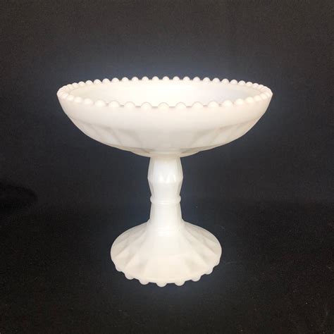 Rare Vintage Milk Glass Windsor Pattern Beaded Rim Panelled Stem