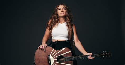 Tenille Townes Opry