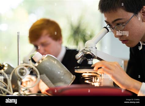 Students Microscopes Uk Hi Res Stock Photography And Images Alamy