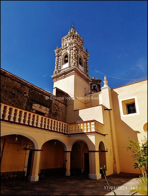 Templo San Francisco Acatepec San Andrés Cholula Puebla México a