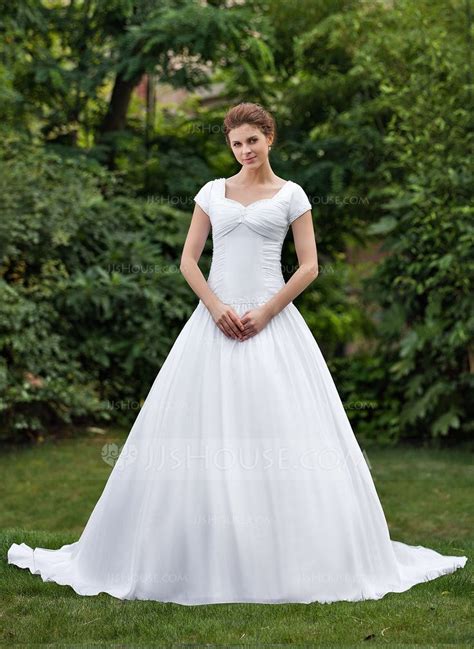 Ball Gown Sweetheart Chapel Train Taffeta Wedding Dress With Ruffle