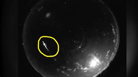 NASA publica video de extraño objeto brillante y afirma que no era un