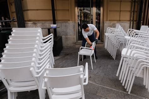 Fotos Bares Y Tiendas De Murcia Se Preparan Para Reabrir Sus Puertas