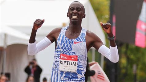 Morto Il Maratoneta Kelvin Kiptum Detentore Del Record Mondiale Il