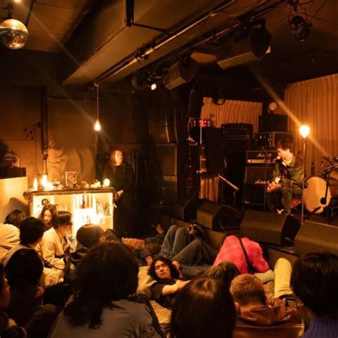 461391 Naked dinner PHOTO GALLERYライブハウスで寝転びながら読書Healthcare and medical主催の音楽イベントNaked dinner
