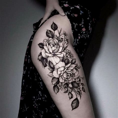 11+ Floral Hip Tattoo Ideas That Will Blow Your Mind!