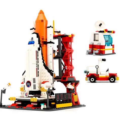 SpacePort - Compatible with Lego City - 679 Pcs