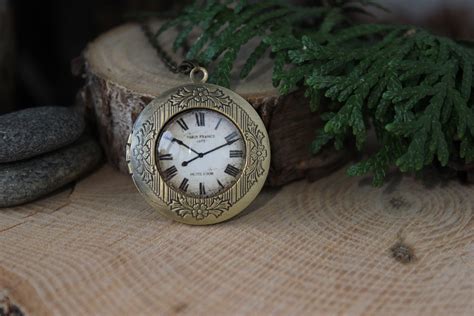 Vintage Clock Locket Necklace Photo Locket Antique Bronze Etsy