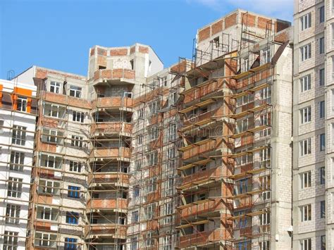 Costruzione Di Nuovo Edificio In Condominio Moderno Fotografia Stock