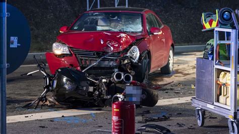 Neu Anspach Motorradfahrer Bei T Dlichem Unfall Im Hochtaunuskreis