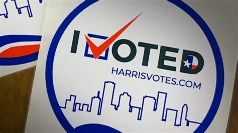 Texas early voting record: More than 870,000 votes on first day | khou.com