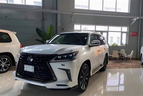 2021款“雷克萨斯lx570”黑曜限量版实拍，国六b标准，气场太直接搜狐汽车搜狐网