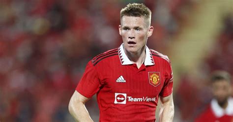 Watch Man Utds Scott Mctominay Avoids Red For Shocking Challenge