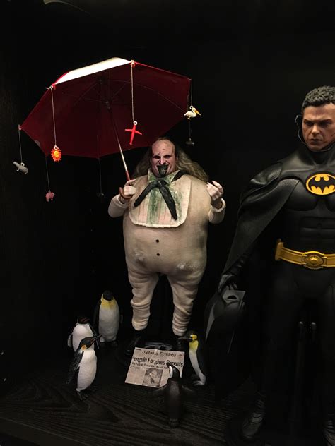 Hot Toys MMS Batman Returns Batman And Bruce Wayne Keaton Set Page