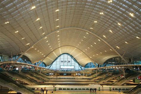 Beijing south railway station and China's railway... | Train station ...