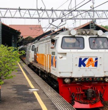 Kereta Api Jadi Moda Transportasi Angkutan Lebaran Yang Paling Diminati