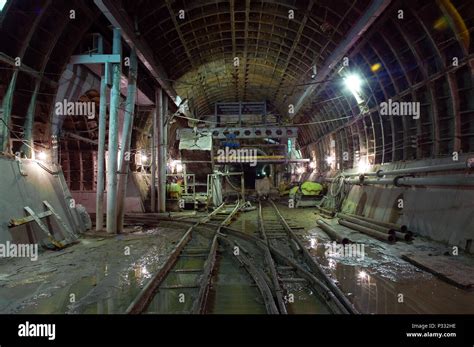 Tunnel Construction Hi Res Stock Photography And Images Alamy