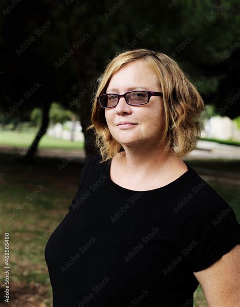 Portrait Of Natural Mature Woman Outdoor Stock Foto Adobe Stock