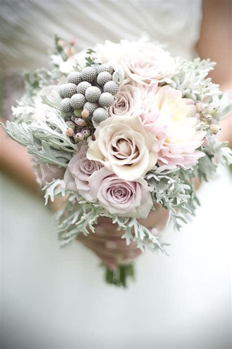 25 Stunning Wedding Bouquets Part 11 Belle The Magazine Wedding