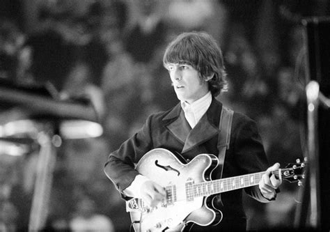 George Harrison's isolated guitar on The Beatles' 'Something'