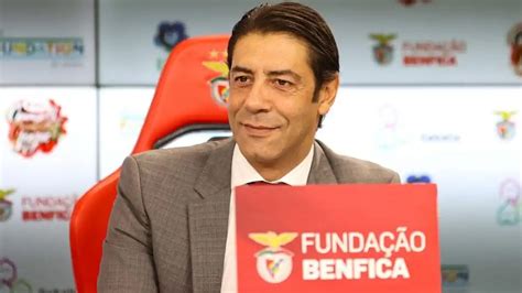 Boas Not Cias Benfica Lateral Direito Fica Muito Satisfeito Sobre