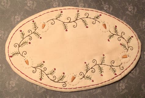 Primitive Stitchery Oval Candle Mat Pattern By Thetalkingcrow