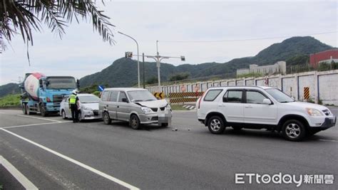 快訊／水泥預拌車行駛萬里濱海公路 下坡剎車不及撞3車「1人送醫」 Ettoday社會新聞 Ettoday新聞雲