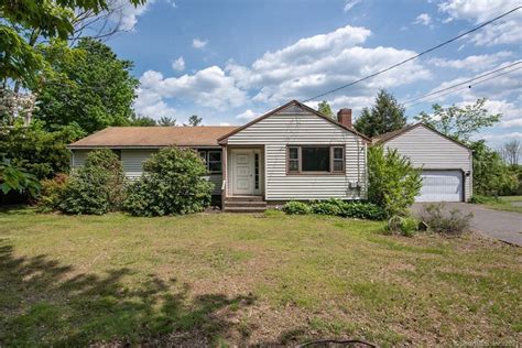 167 S Main St East Granby Ct 06026 Mls 170400034 Redfin