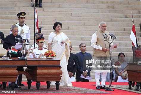 Swearing In Ceremony Of Narendra Modi As Prime Minister At Rashtrapati Bhavan Photos And Premium