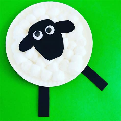 Paper Plate Sheep Craft and Little Ewe Book Review - Glitter On A Dime