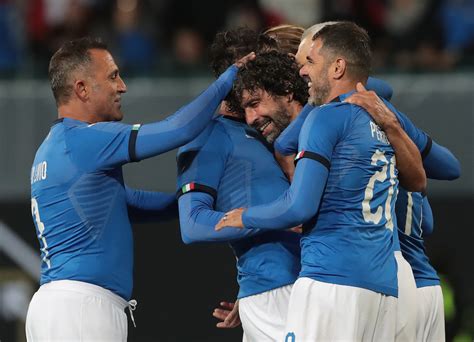 Le Foto Della Partita Fra Vecchie Glorie Del Calcio Italiano E Tedesco