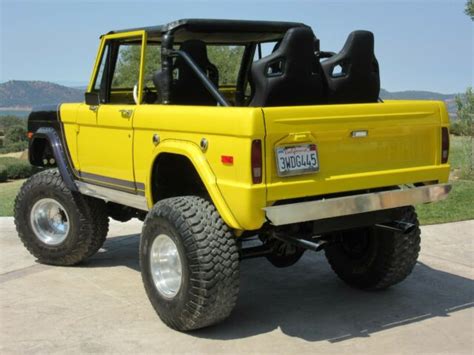 Seller Of Classic Cars 1972 Ford Bronco Yellowblack