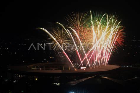 Penutupan Peparnas XVII Solo 2024 ANTARA Foto