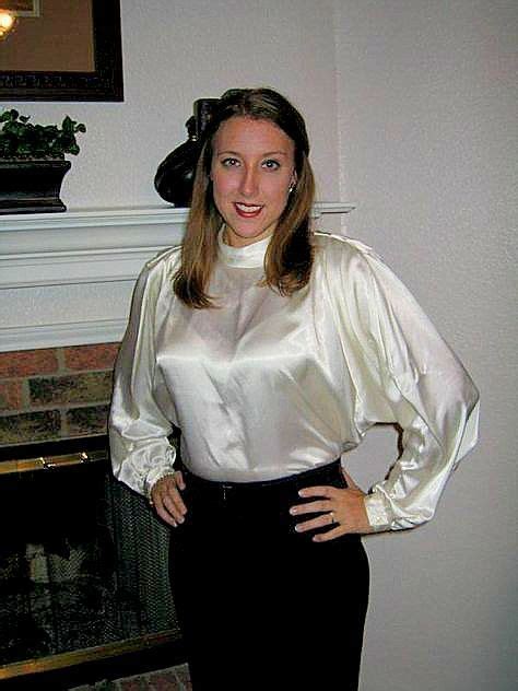 Pin By Thorsten Sonnenmoser On Very Beautyful Shiny Blouse Satin