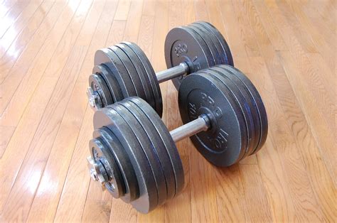 Omnie 200lbs Adjustable Dumbbells With Gloss Finish And Secure Fit