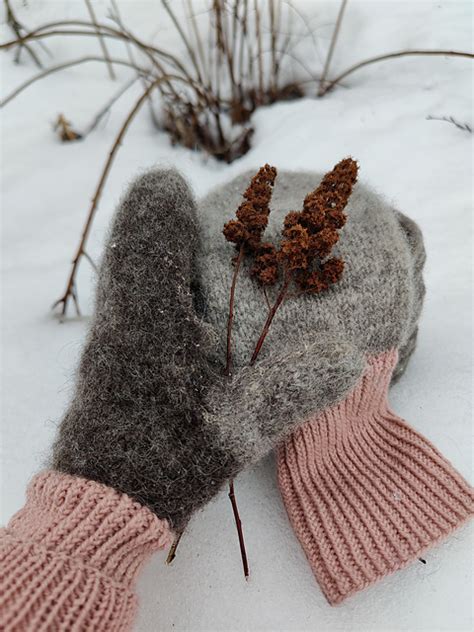 Ravelry Mix Tova Votter Pattern By FjellrosaDesign