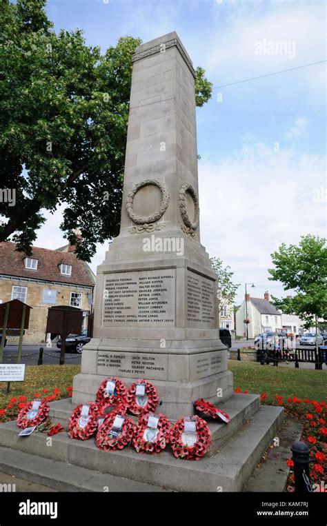 War Memorial, Olney Buckinghamshire Stock Photo - Alamy