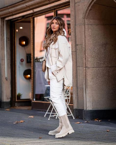 Nude Chelsea Boots Outfits For The Fall Styleoholic