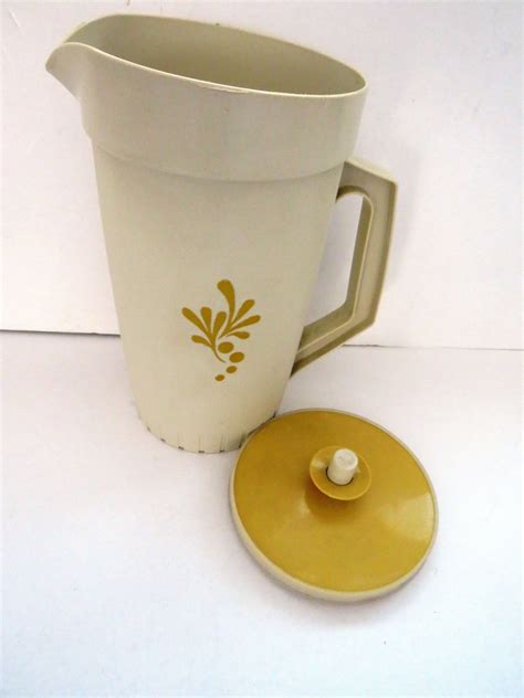 1980s Tupperware 2 Quart Pitcher Beige Harvest Gold Push Etsy In 2023