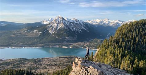 6 hiking trails with the best views within an hour of Calgary | Curated