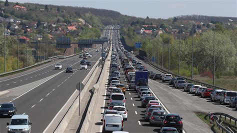 Kigyulladt egy szóját szállító kamion Blikk