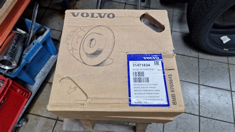 Bremseskiver Foran 2 Stk 300 Mm 16 Til Volvo V40 V40CC 2013 2019