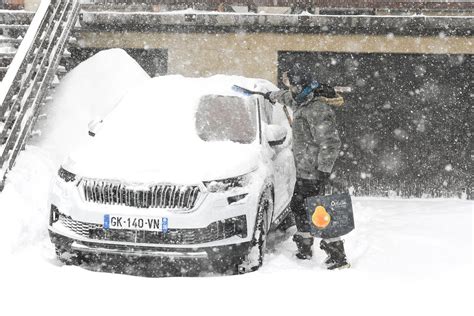 Neige La vigilance orange prolongée pour la veille de Noël dans l Ain