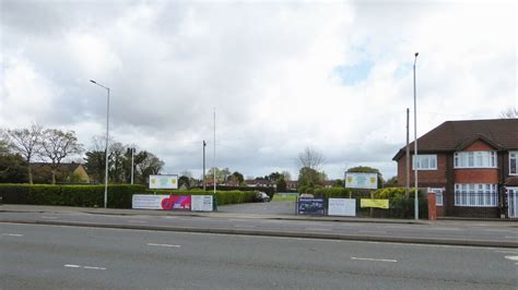 Entrance To Cheadle Sports Club Kevin Waterhouse Cc By Sa 2 0